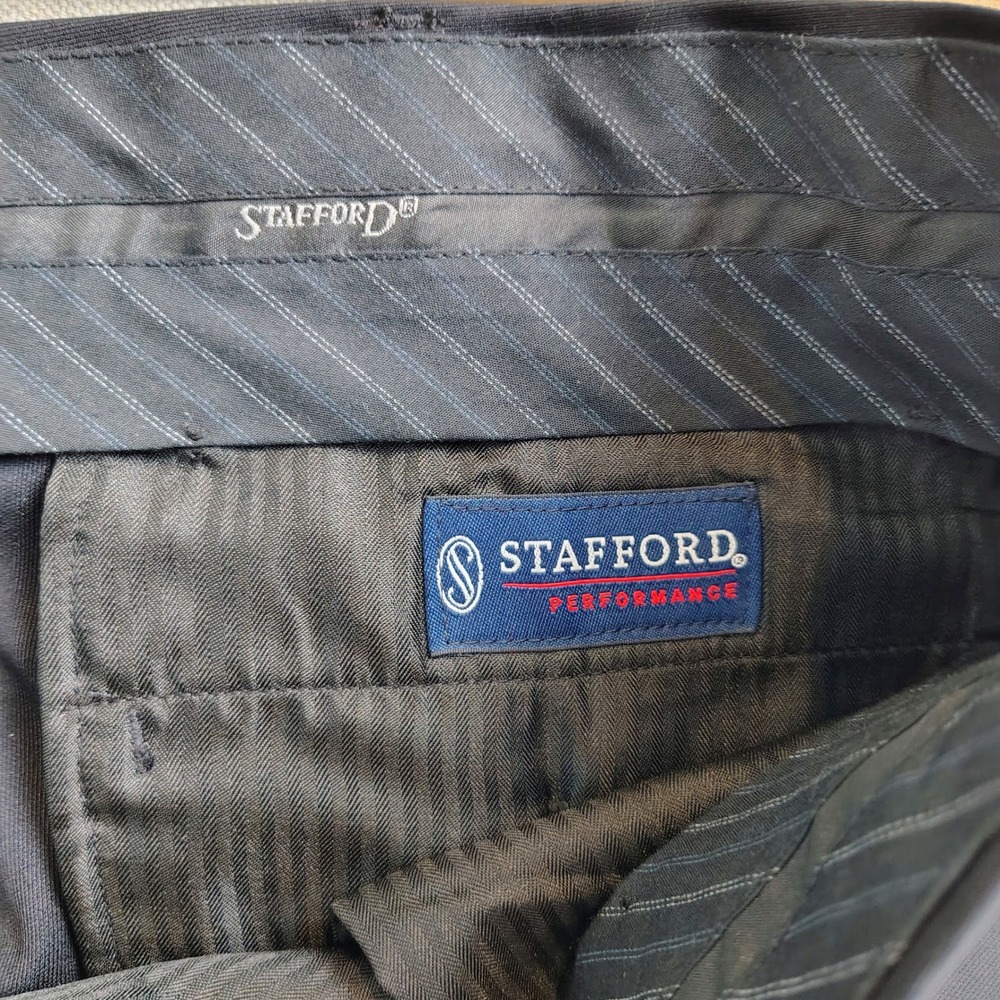 Stafford Mens 36x30 Classic Fit Dress Pants Black Performance Dark Academia - Picture 5 of 8